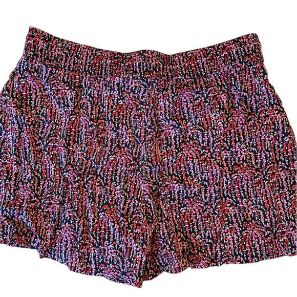 Ann Taylor Loft Dress Shorts Floral Black‎ Red Pink Vacation Rayon Med - Picture 3 of 5